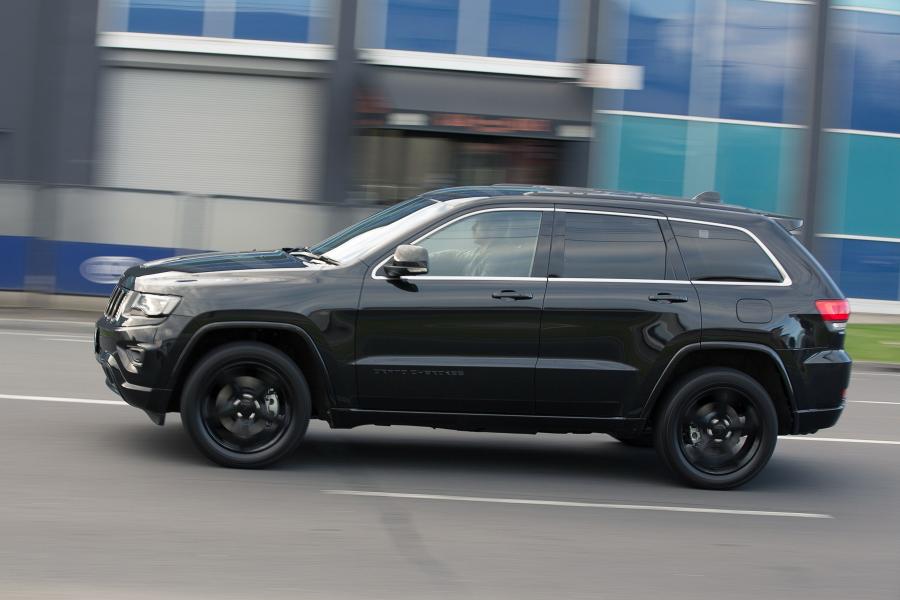  Jeep Grand Cherokee Blackhawk 2015 года  (фото 6 из 26)